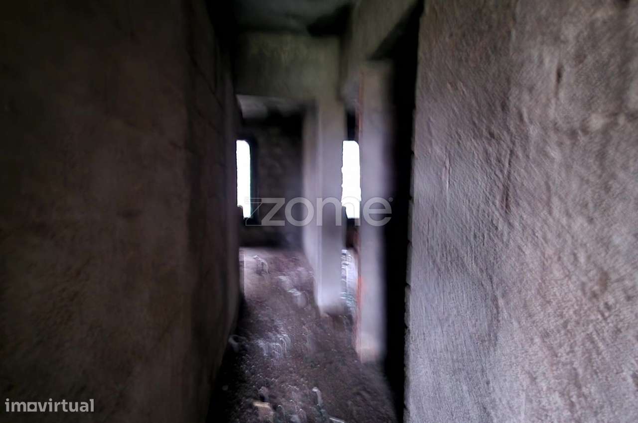 Moradia T4 em Carvalhal da Aroeira-14