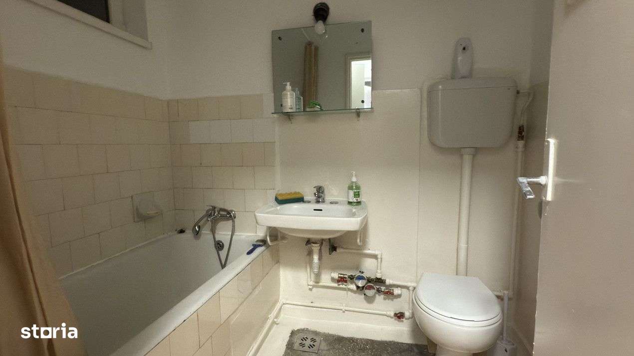 Apartament curat si luminos, 2 camere - zona linistita in Pajura - Imagine principală: 5/6