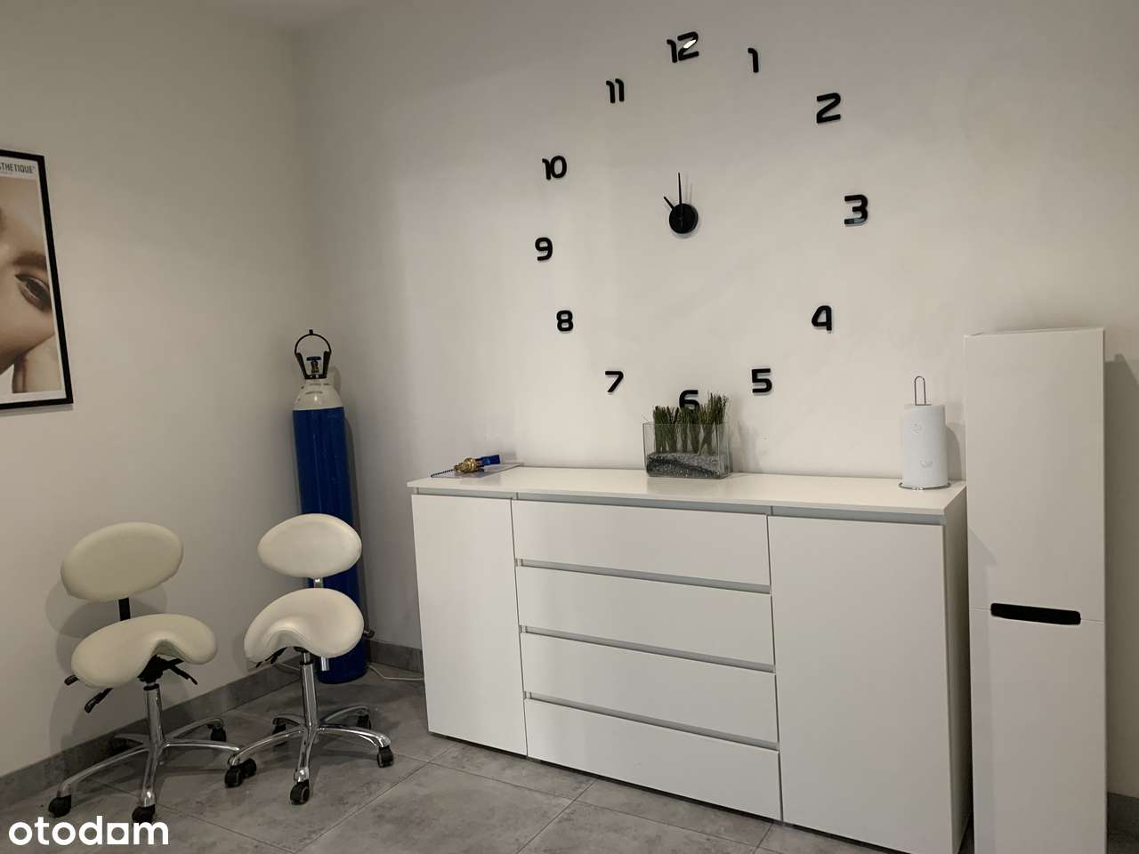 BEZ PROWIZJI !!! Obozowa-narożny lokal 88,5m2-2wejścia-klimatyzacja-6