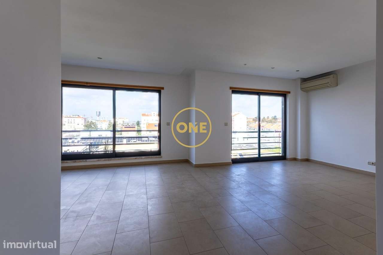 Apartamento T3 Duplex com garagem em Montijo - Grande imagem: 5/31