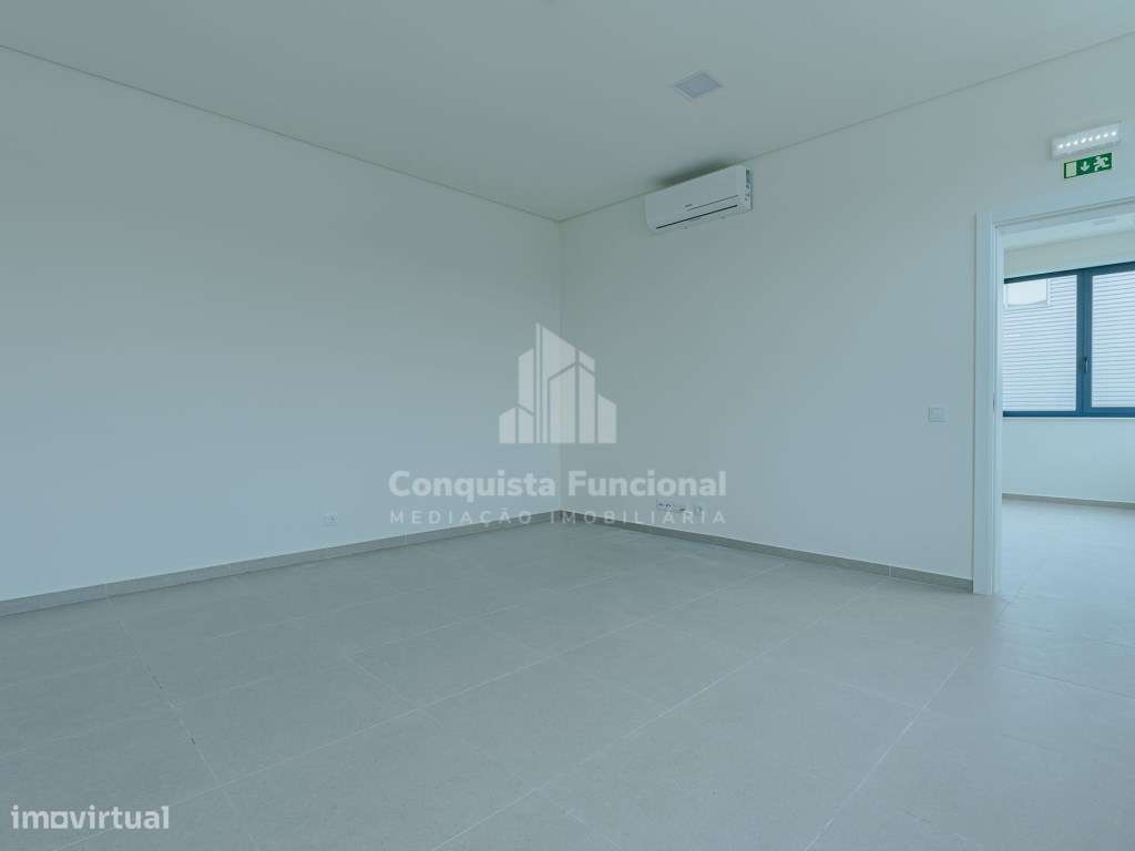 Armazém Industrial em Vila Maior - Santa Maria da Feira-8