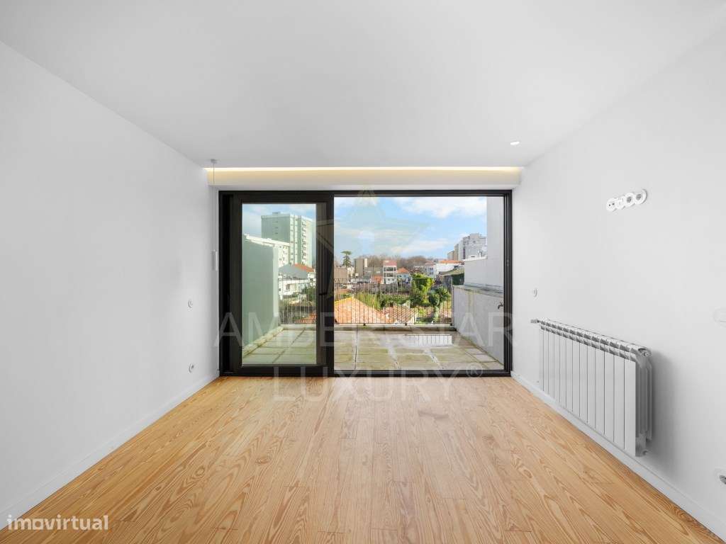 Moradia T4 com Jardim a 10 minutos da Praia-30