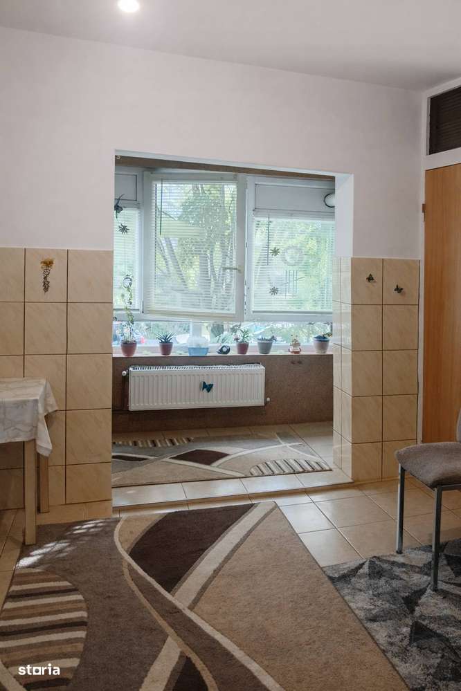 De vânzare apartament 2 camere decomandat Între Lacuri-5