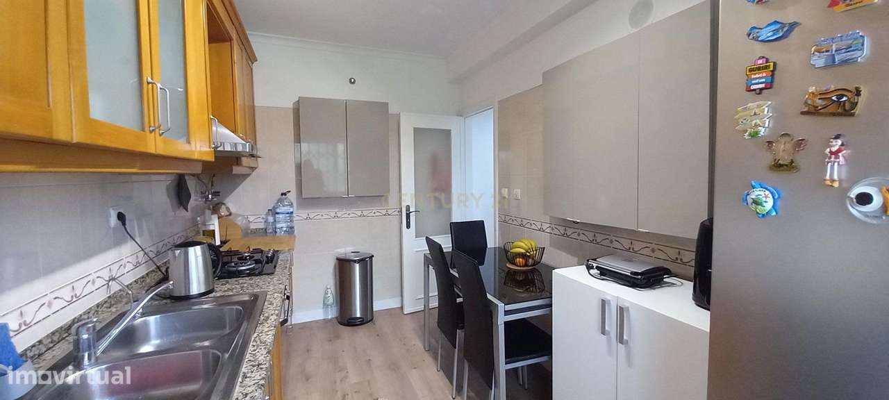 Apartamento T2 remodelado com arrecadação | Varge Mondar – Rio de Mour - Grande imagem: 4/31