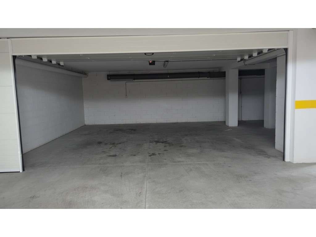 Apartamento T5 c/ Terraço e Garagem | Gondomar-20