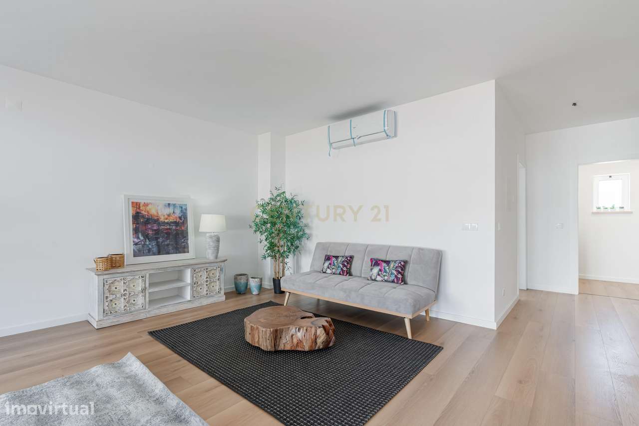 Moradias Condomínio fechado Belas Garden T2+1 e T3+1-19