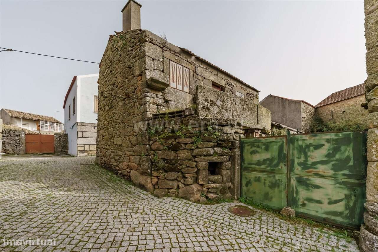 Moradia T3 / Almeida, Mesquitela - Grande imagem: 5/20