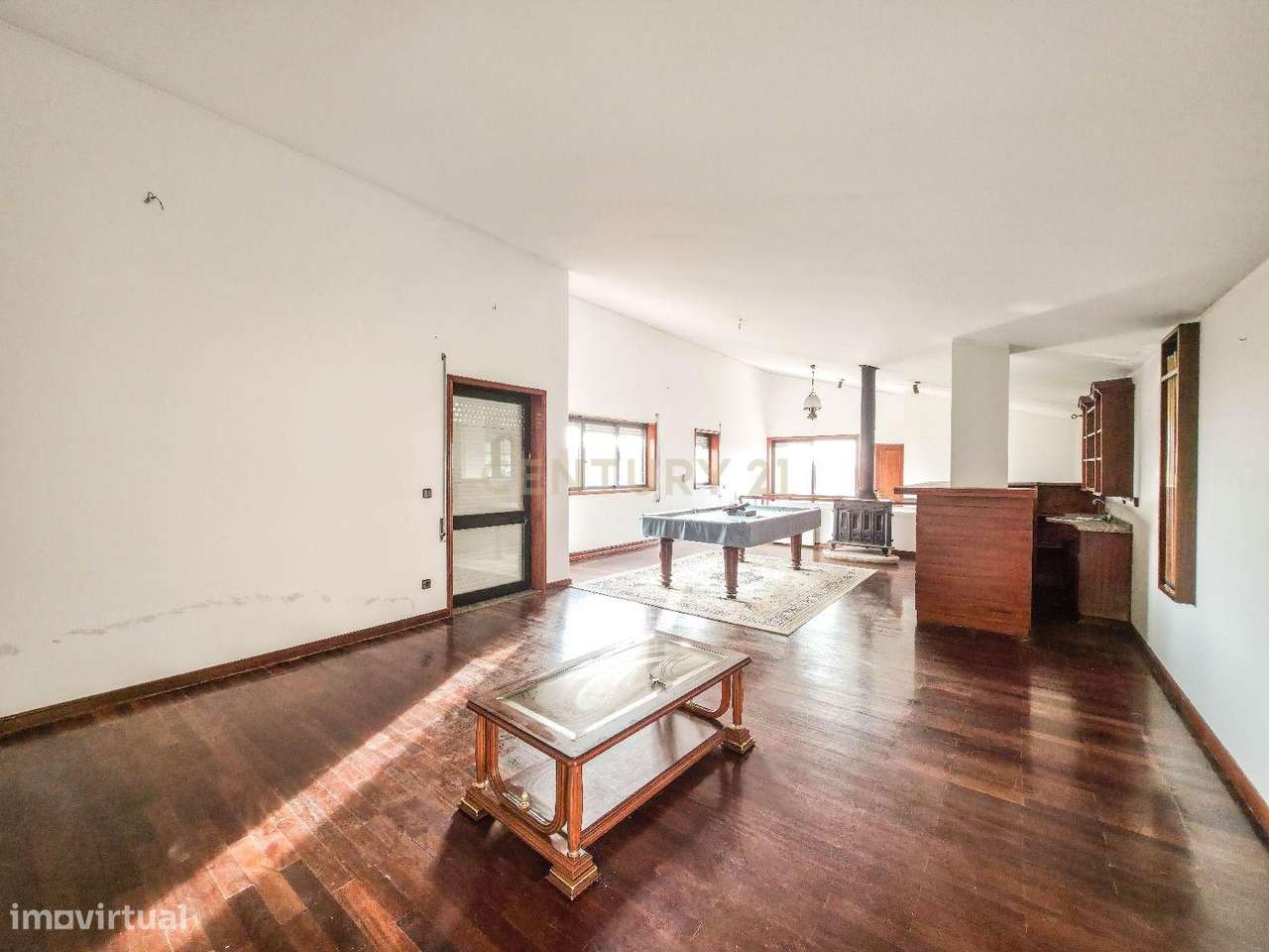 Moradia em Arcozelo — Elegância, Espaço e Proximidade ao Mar-23