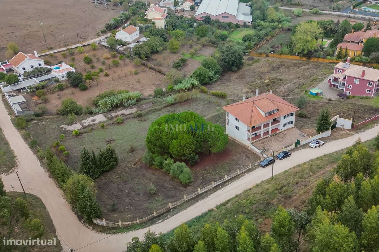 Moradia T7 com terreno perto de Vila Franca de Xira-56