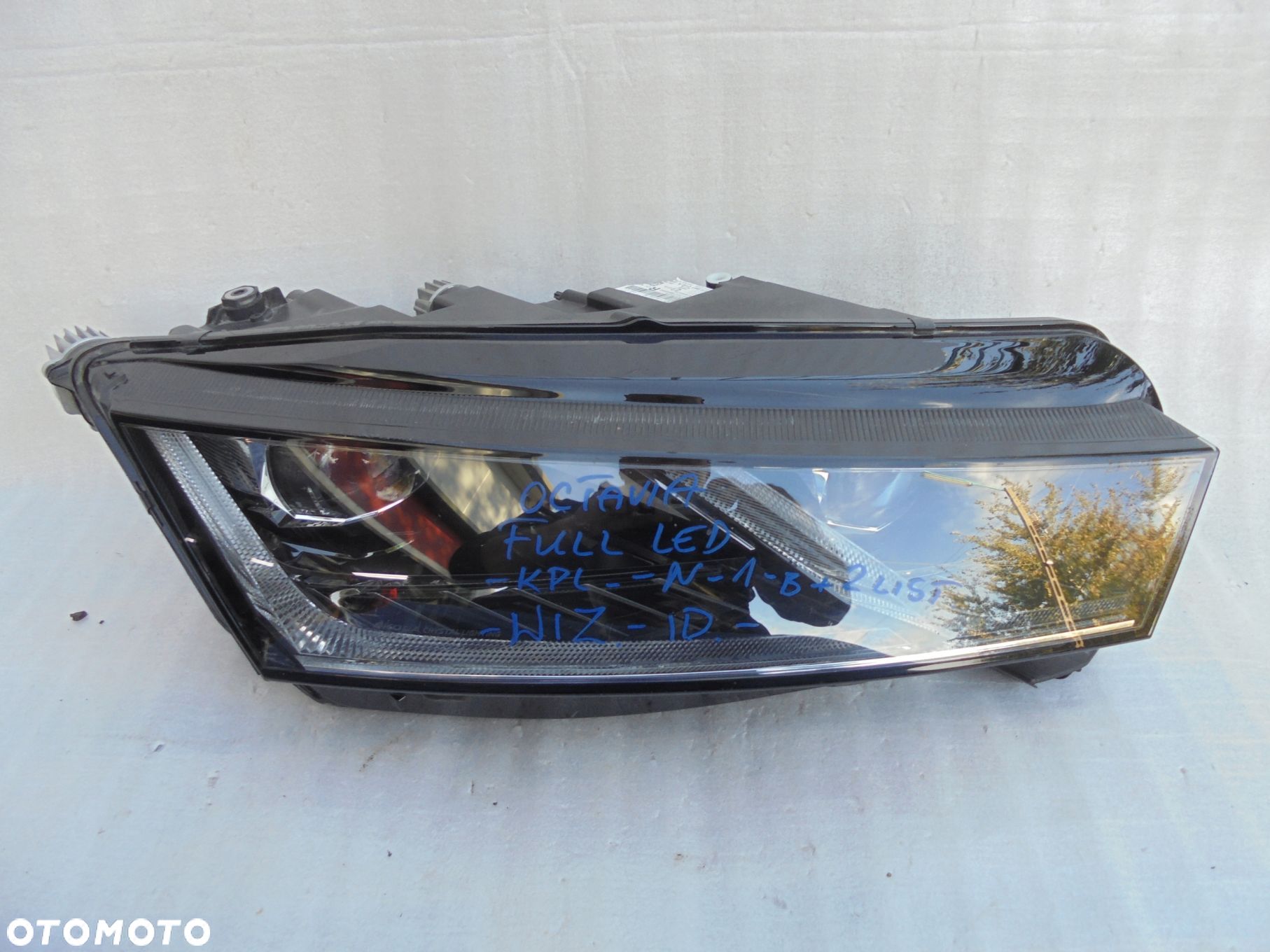 FULL LED PRAWY SKODA OCTAVIA 4 IV 19- 5E4 5E4941016A KOMPLETNA SPRAWNA EURO - 1