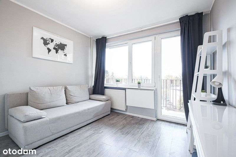 Saska Kępa, super kawalerka, balkon, widna kuchnia-5