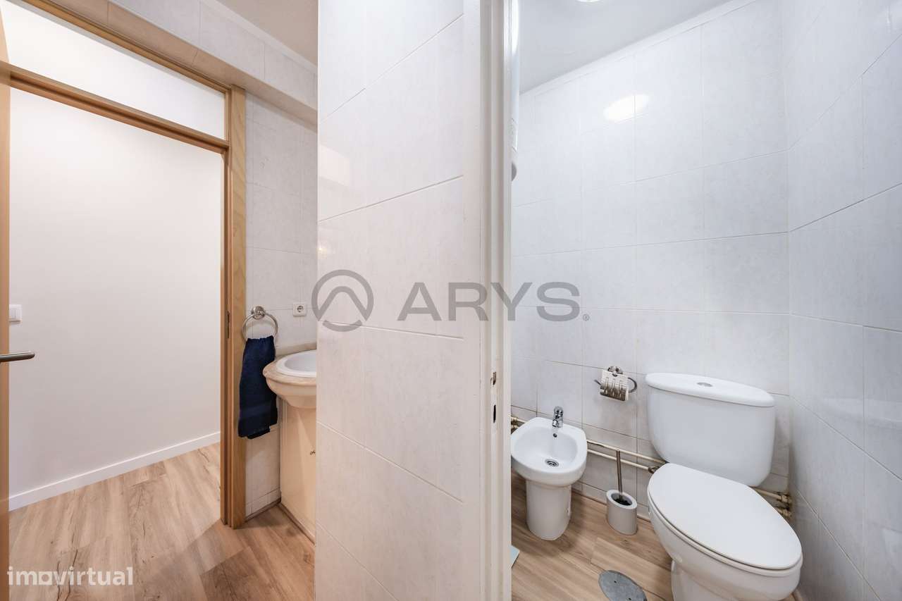 Apartamento T3 em Ramalde-24