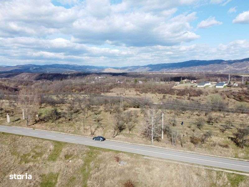 Vand teren Valenii de Munte - Imagine principală: 4/8