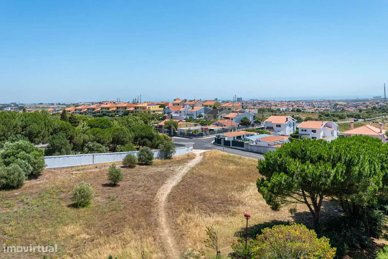 Apartamento Único T2 de 82m2 com Terraço de 75m2 em Porto Salvo-32