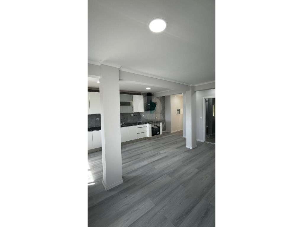 T2 Remodelado | São Sebastião - Setúbal-8
