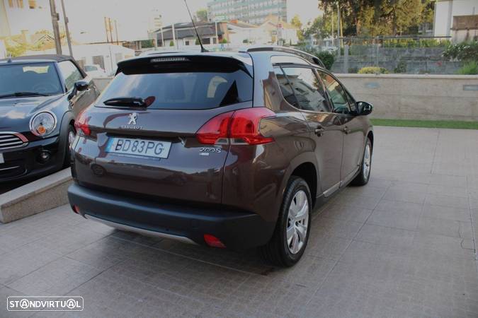 Peugeot 2008 1.6 e-HDi Allure 2-Tronic - 5