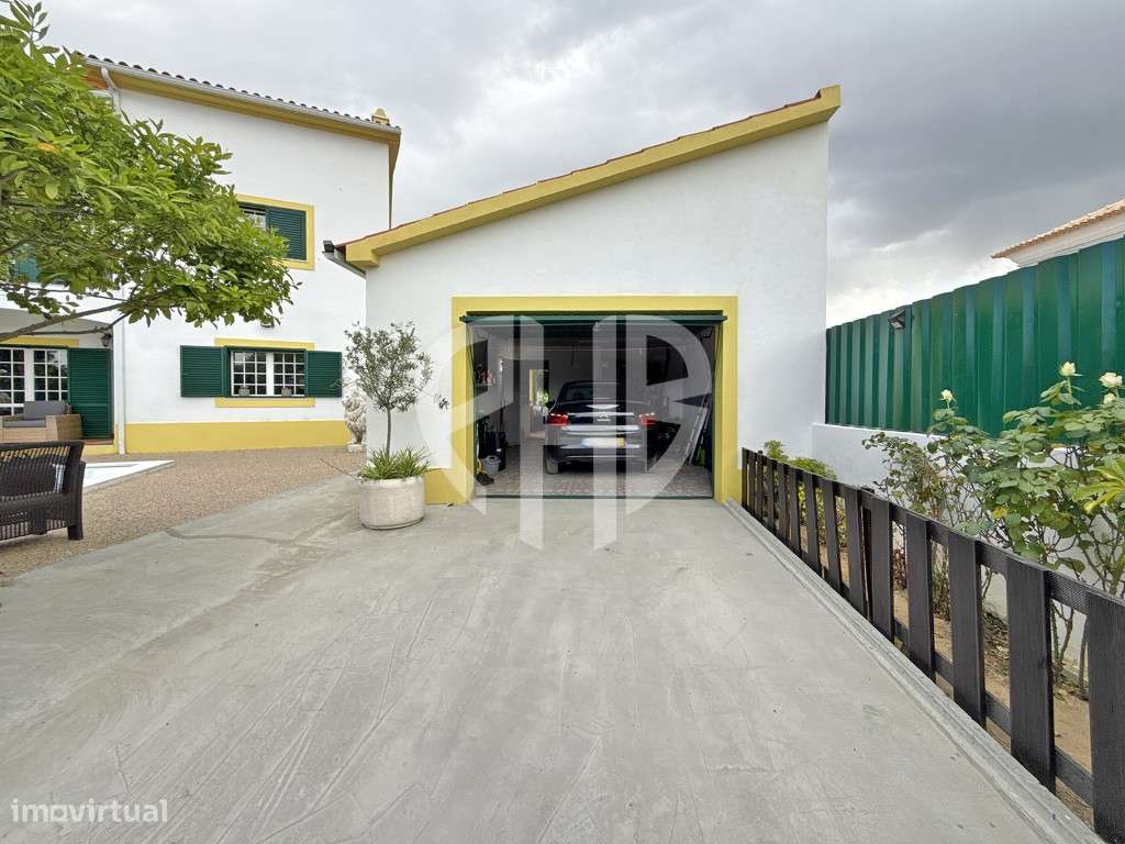 Moradia Exclusiva T5+3 com Piscina e Garagem | Bairro Sousa Cintra ...-32