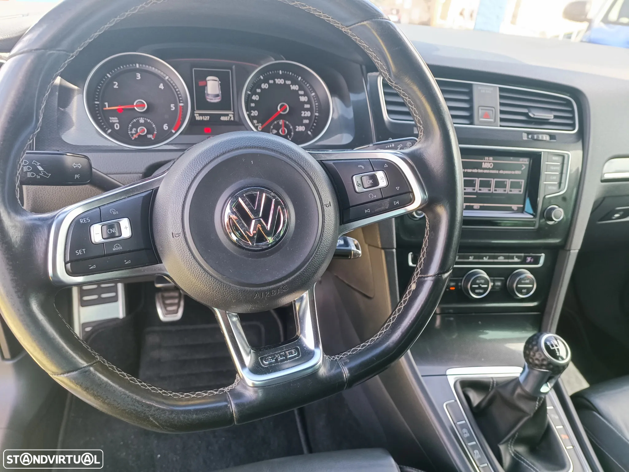 VW Golf 2.0 TDI GTD - 6