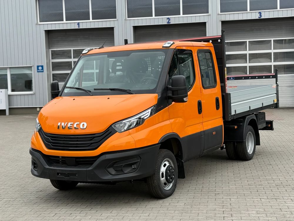 Iveco Daily Doka z wywrotem ekspozycyjne
