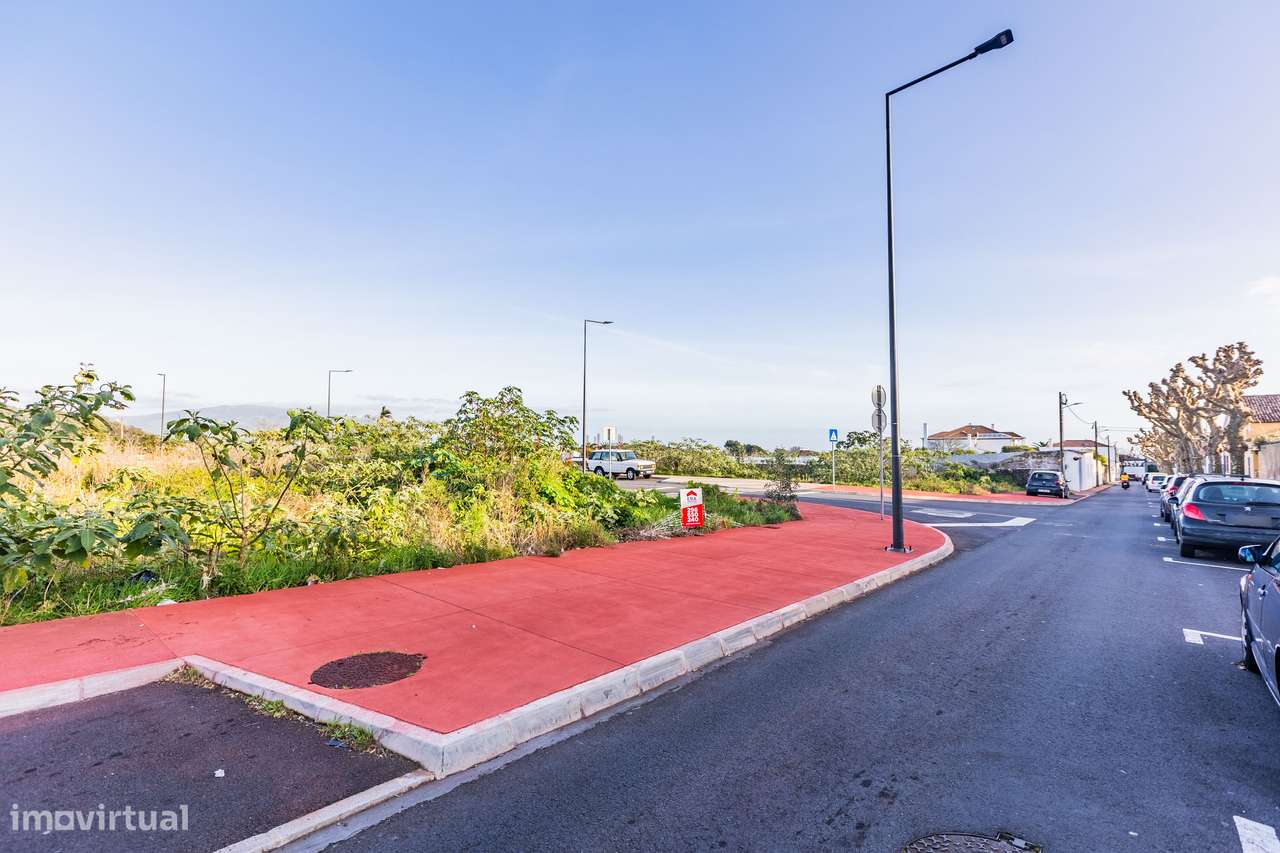 Terreno na Alameda de Belém, Fajã de Baixo, Ponta Delgada - Grande imagem: 5/6