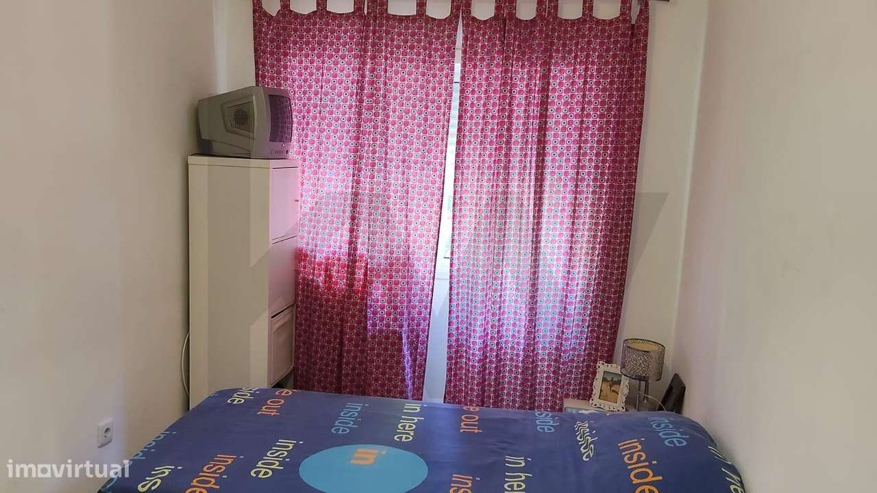 Apartamento T2 remodelado no Lavradio, Barreiro, Setúbal-10