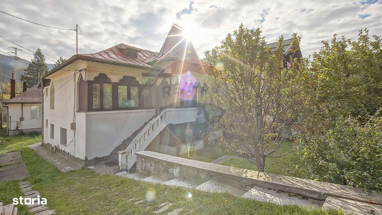 Vilă cu farmec istoric în Bușteni, pensiune sau locuință de vacanță! - Imagine principală: 1/20