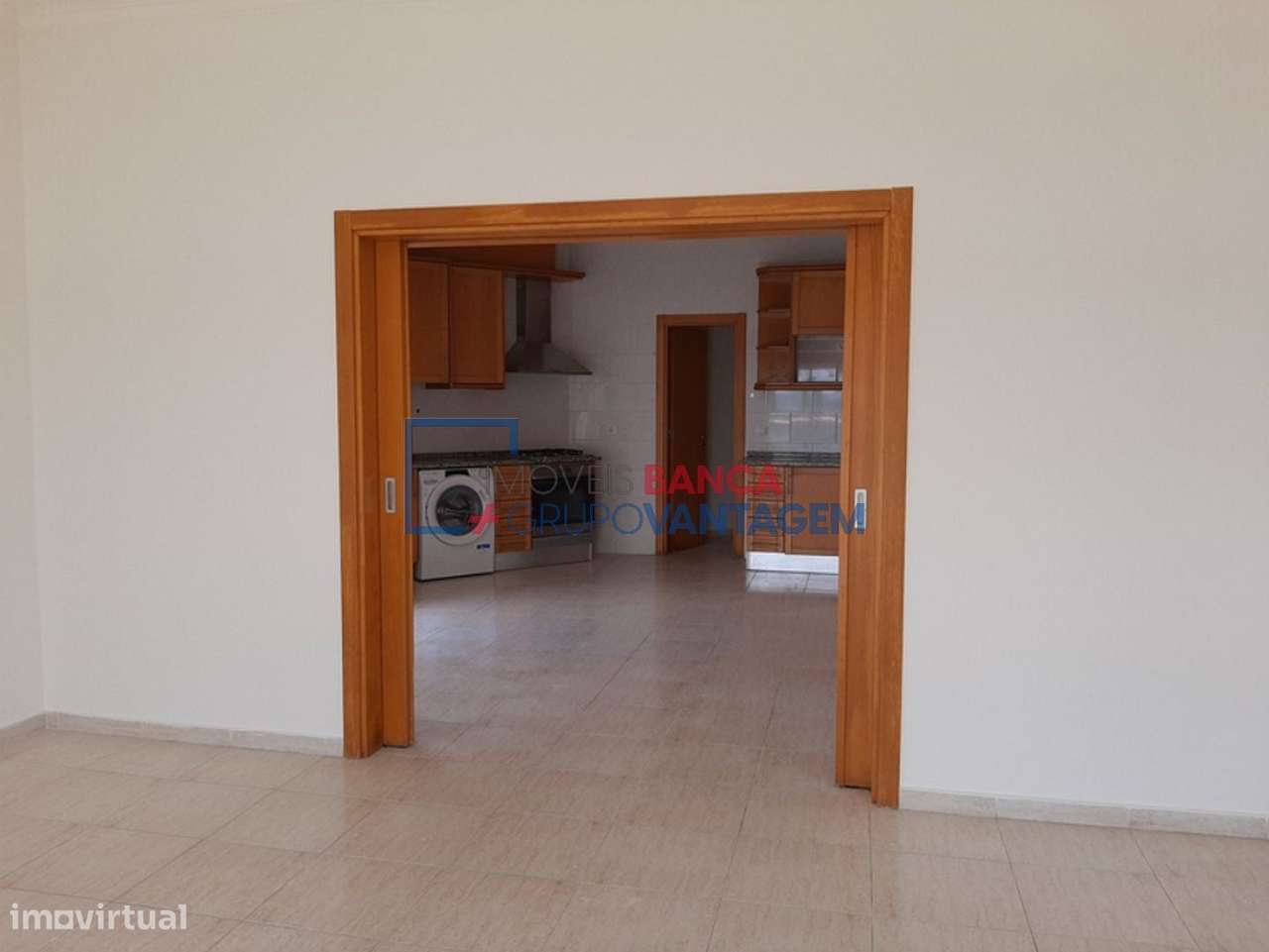 Apartamento T4 Azambuja perto da Estação da CP - Grande imagem: 4/18