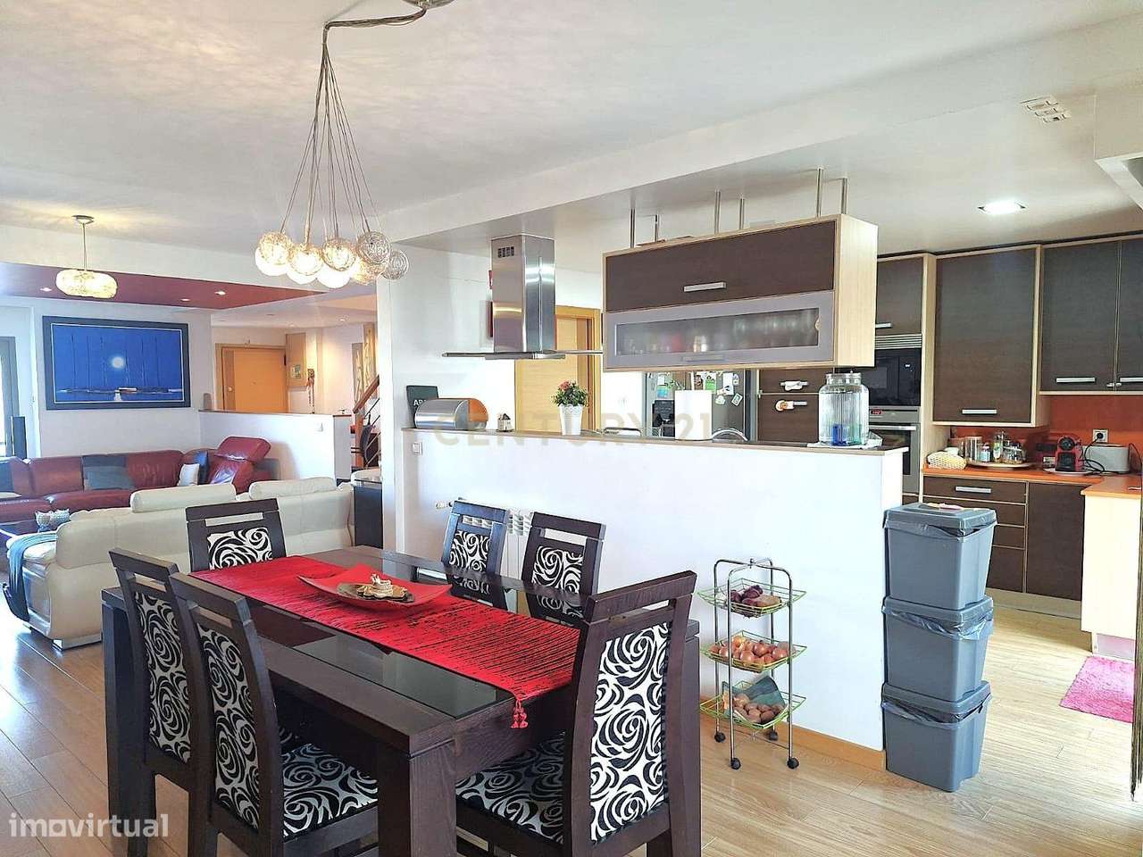 Moradia T3+1 em Alcochete: Luxo e Conforto!-22