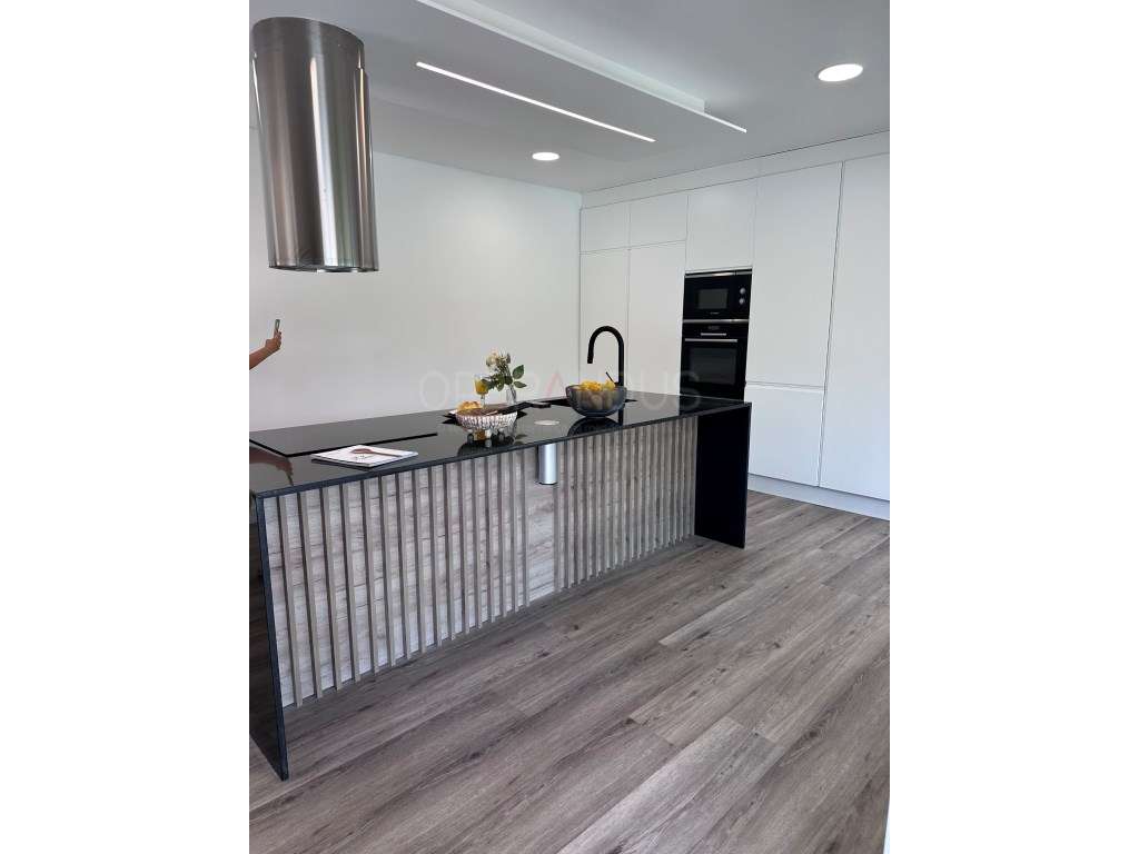 Moradia Isolada T4 Venda Almada-6