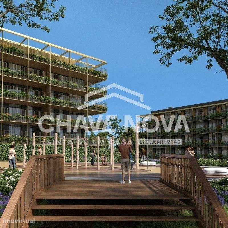 Apartamento T3 NOVO com Varanda-13