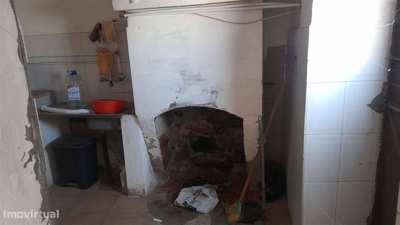 Moradia em Banda T4 DUPLEX Venda em Benquerenças,Castelo Branco-24