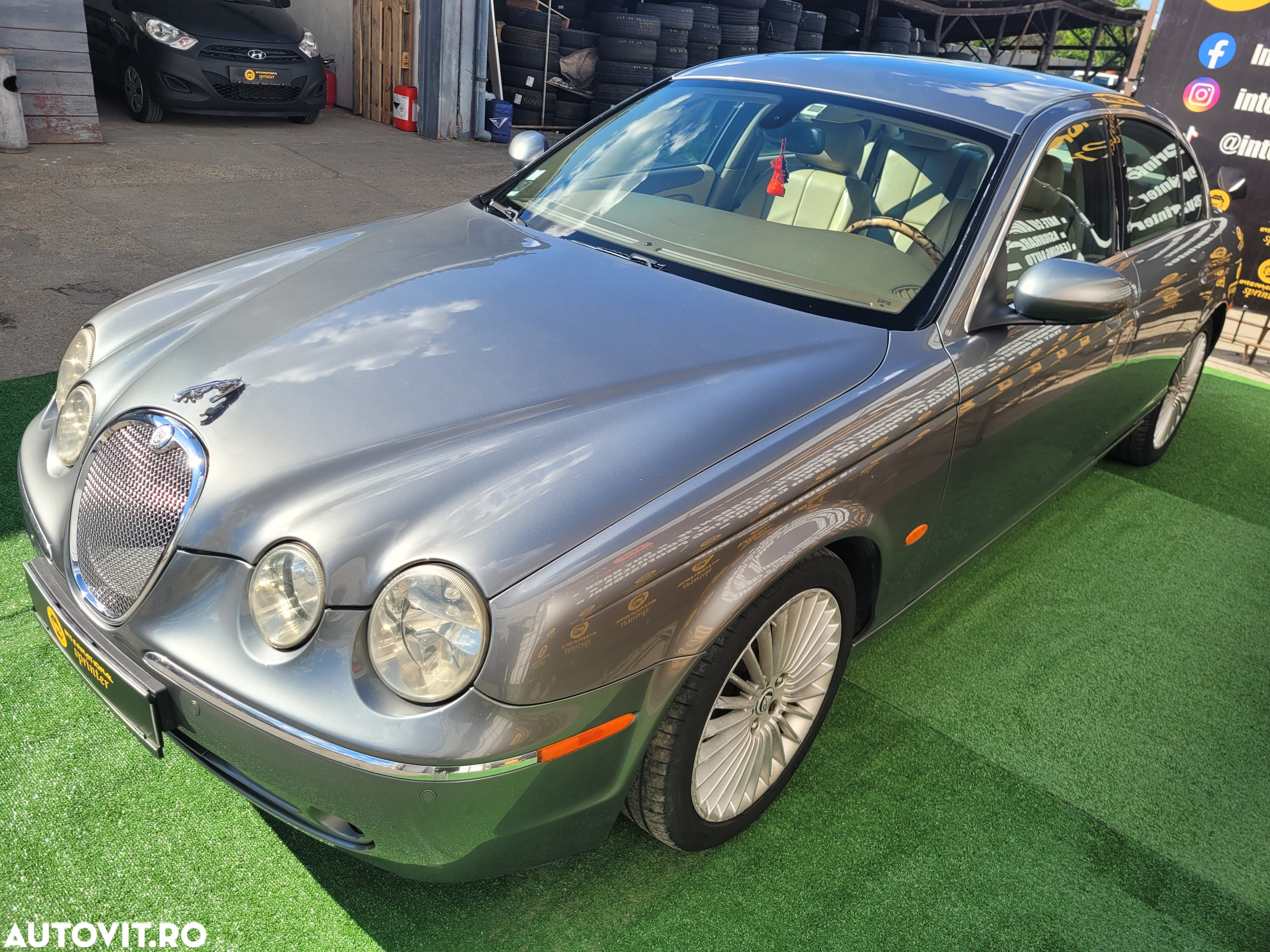 Jaguar S-Type 2.7 D Luxury Aut - 7