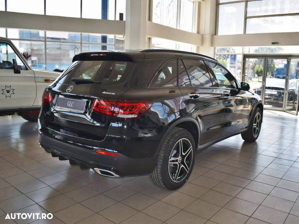 Mercedes-Benz GLC 300 e 4MATIC - 5