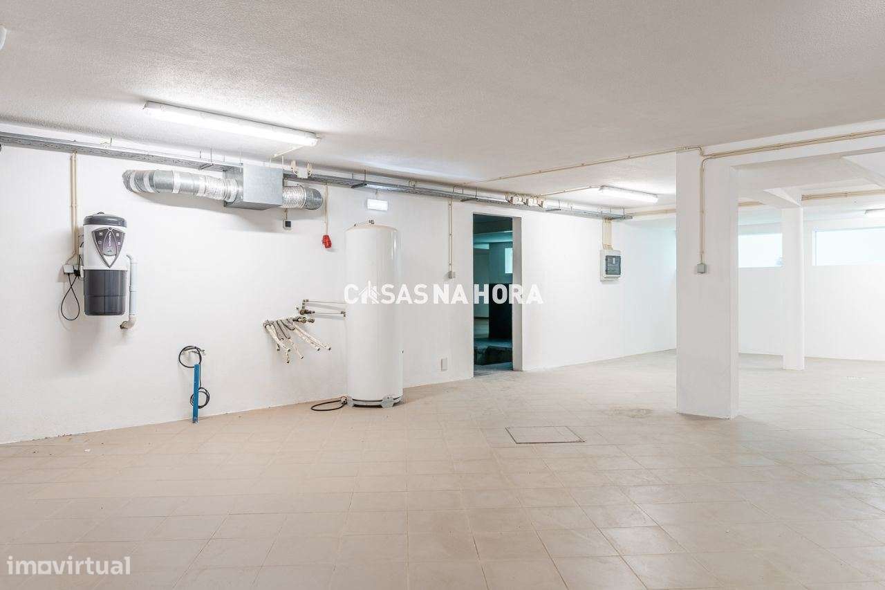 Moradia T4 no Belas Clube de Campo-28