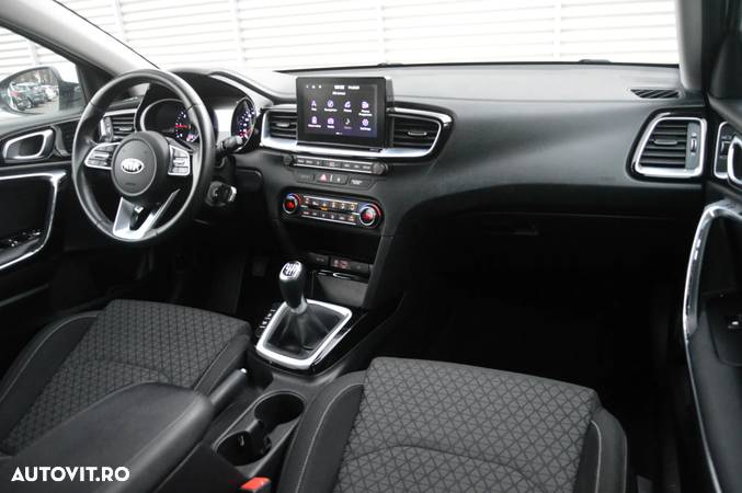 Kia Ceed - 17