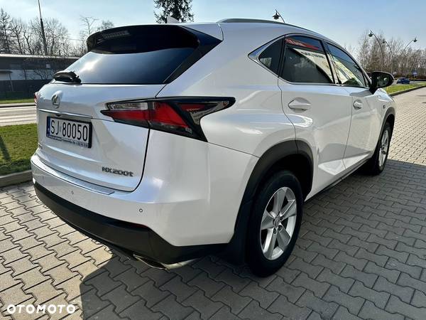 Lexus NX 200t AWD F Sport - 8