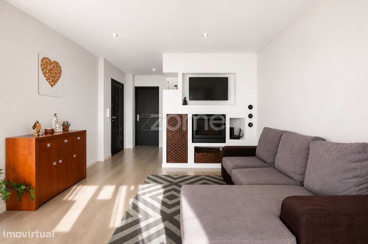 Apartamento T3 Remodelado Centro de Vila Verde-10
