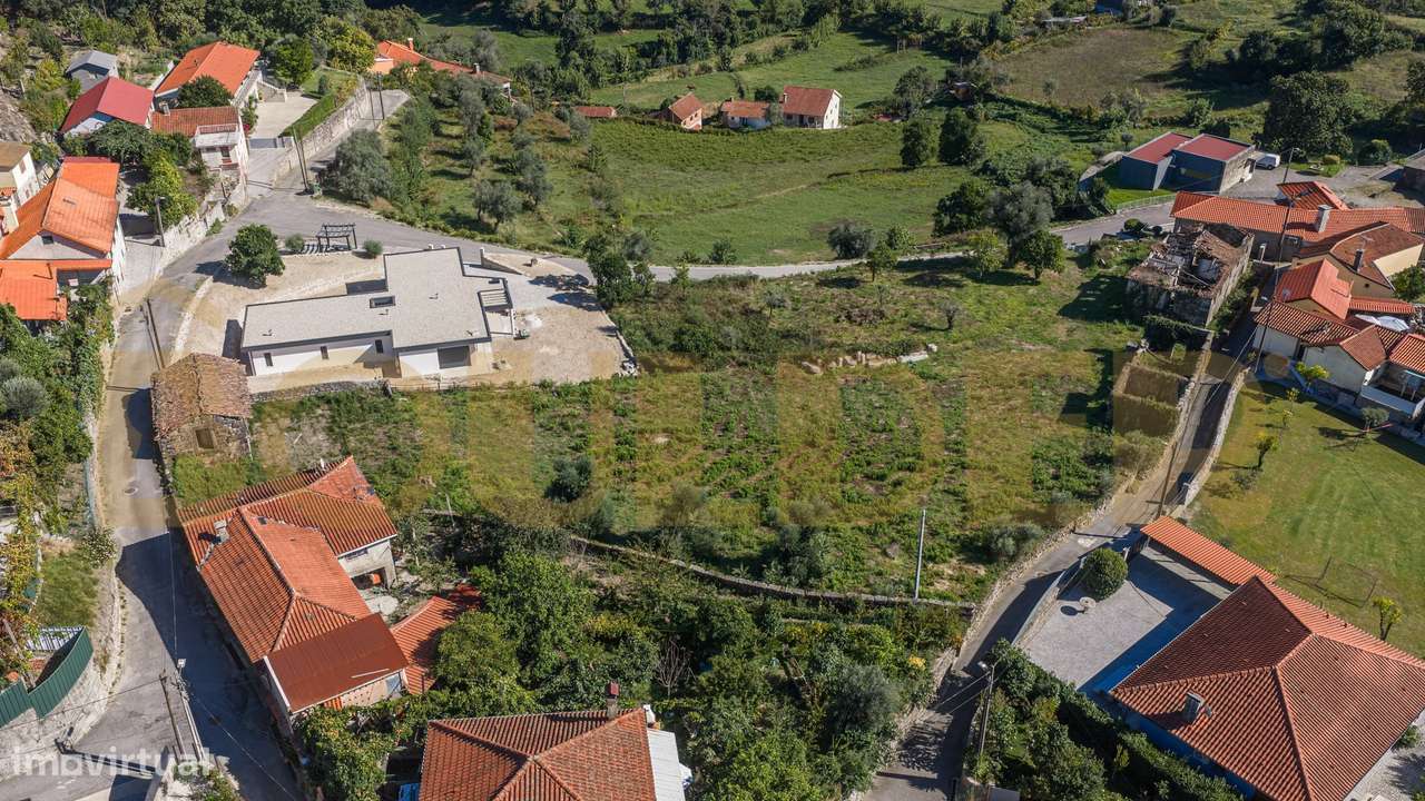 Terreno em Parada de Bouro-2
