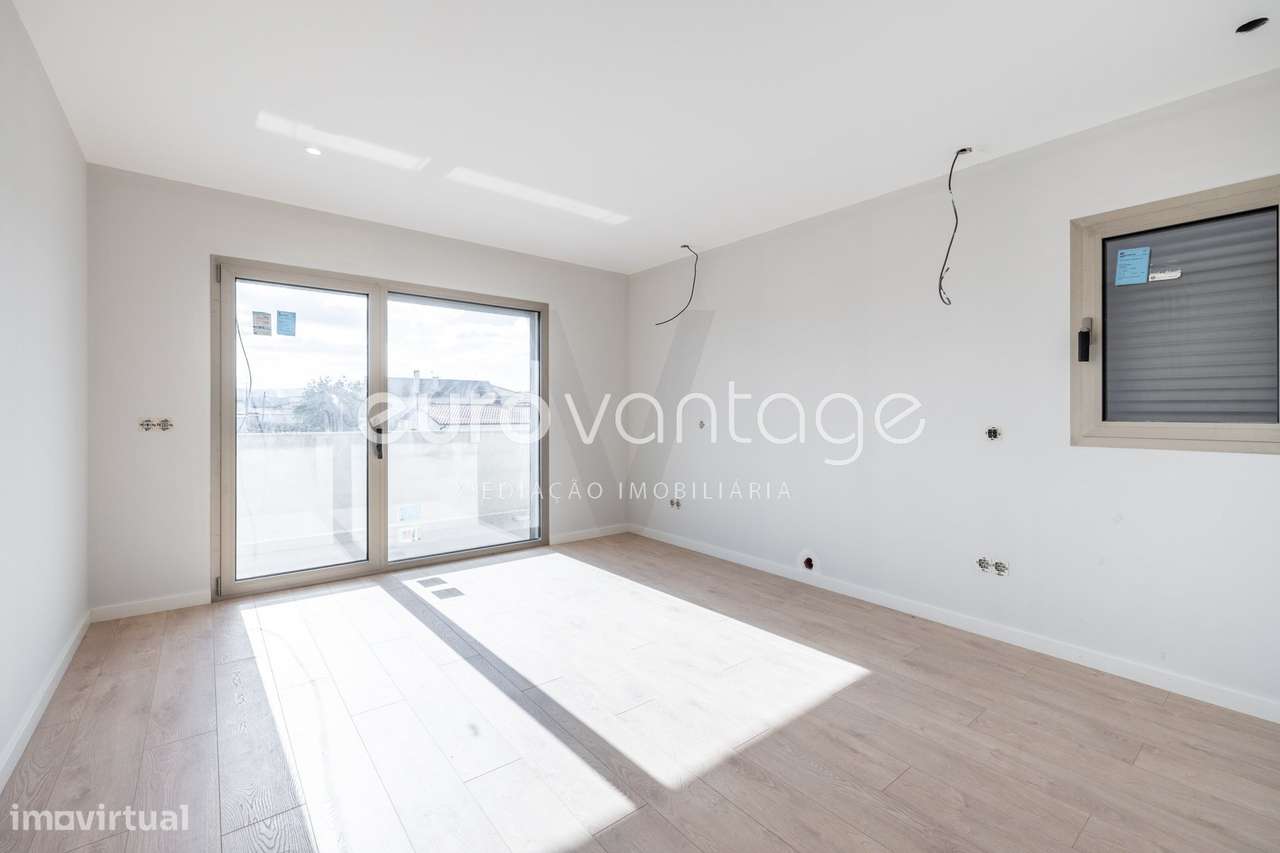 Moradia T4 | Nova | Jardoeira – Batalha-29