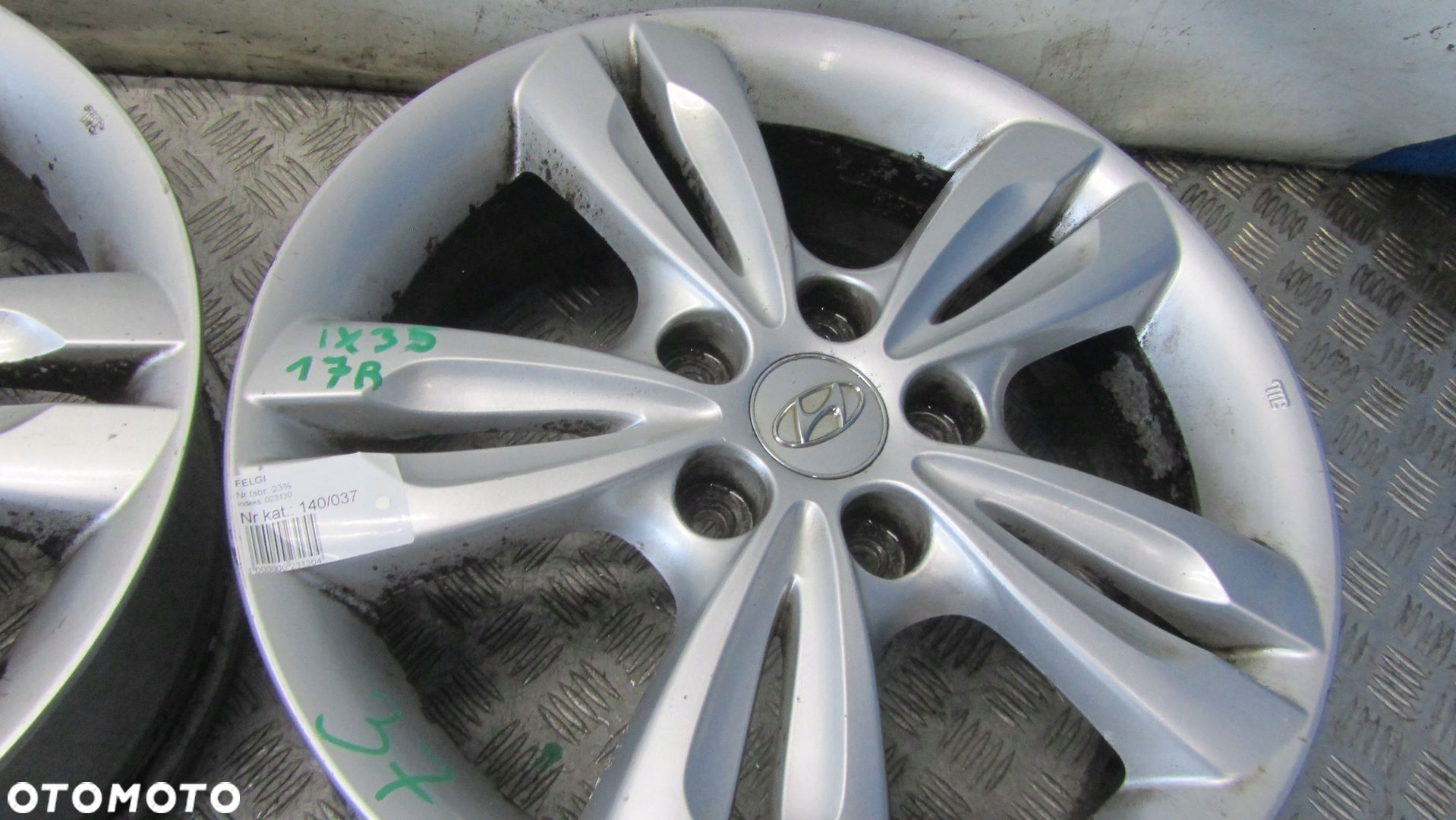 HYUNDAI IX35 FELGI ALUMINIOWE 5X114.3 6.5JX17 - 11