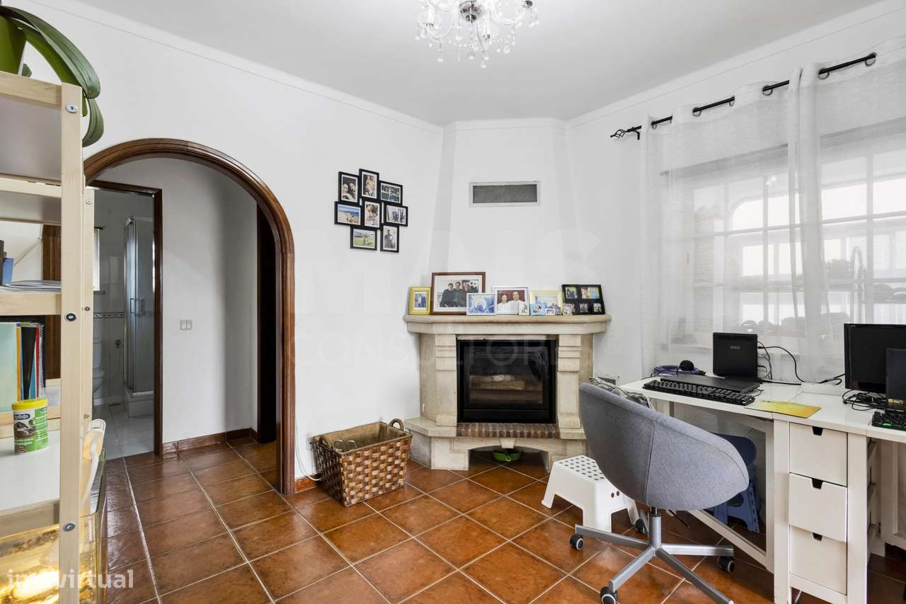 Moradia T4 com garagem em Serra d'el Rei - Grande imagem: 5/33