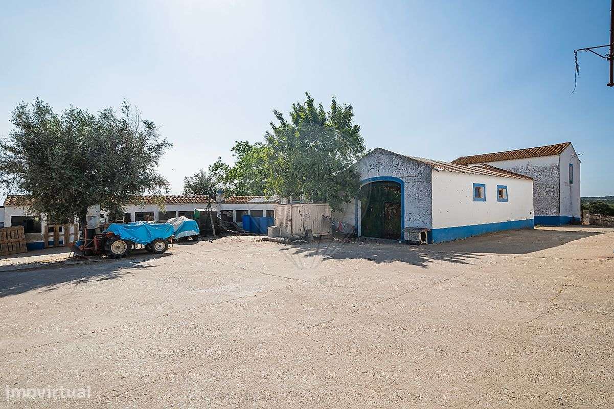 Moradia T13 para venda-6