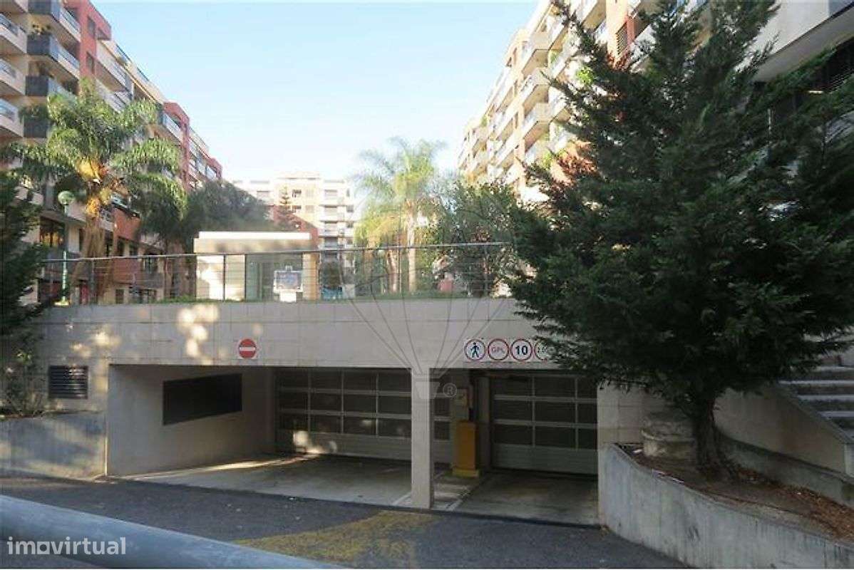 Garagem  para arrendamento - Grande imagem: 3/3