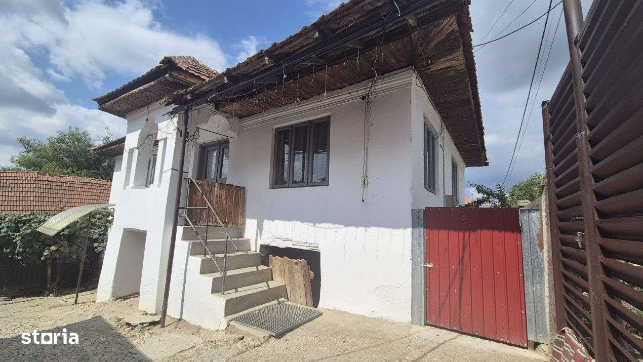 Vanzare casa traditionala in Bengesti-Ciocadia, str. Linia Mare - Imagine principală: 2/10