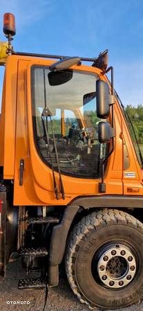 Unimog U400 - 24