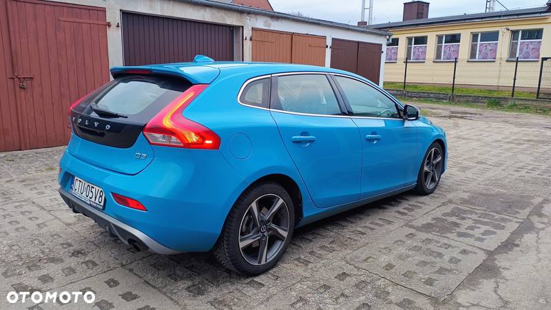 Volvo V40 D3 R-Design - 5