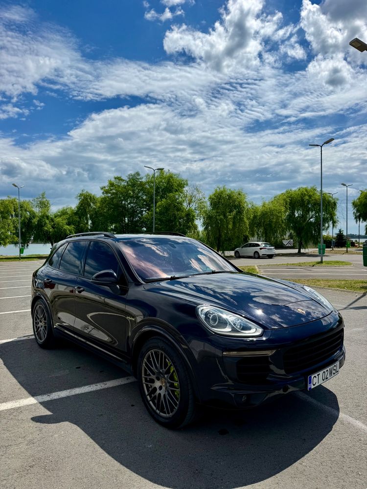 Porsche Cayenne S E-Hybrid Platinum Edition 2017