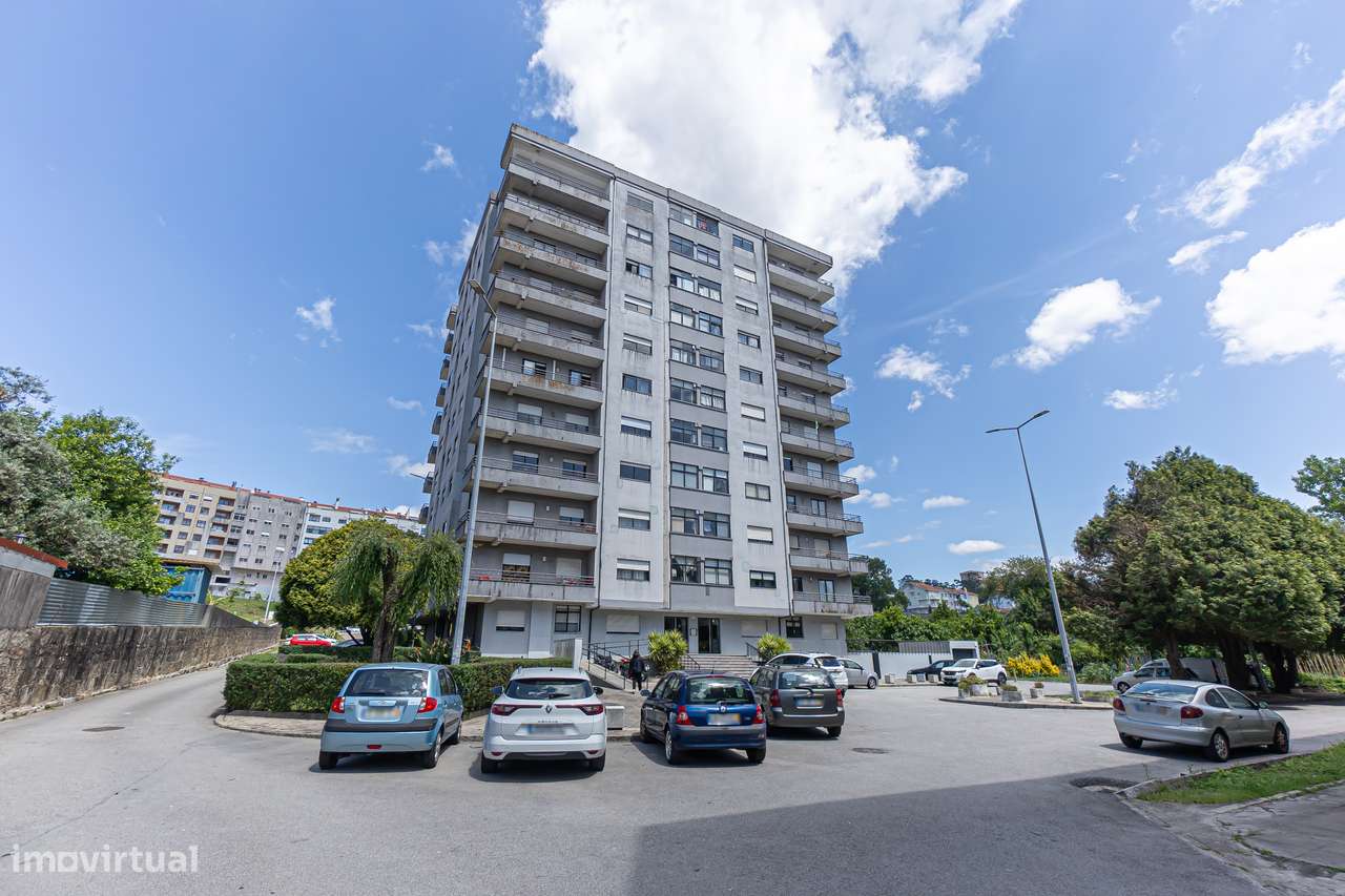 T2 com garagem fechada em Laborim-17