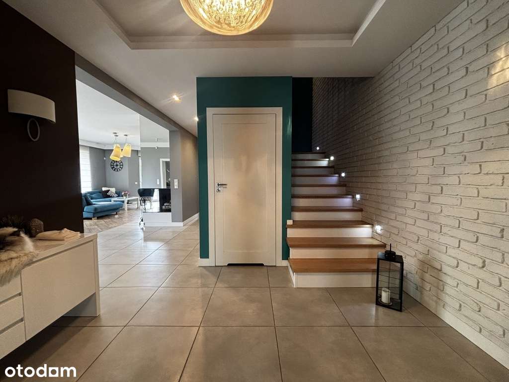 Duży dom z pokojem na parterze blisko lasu-10