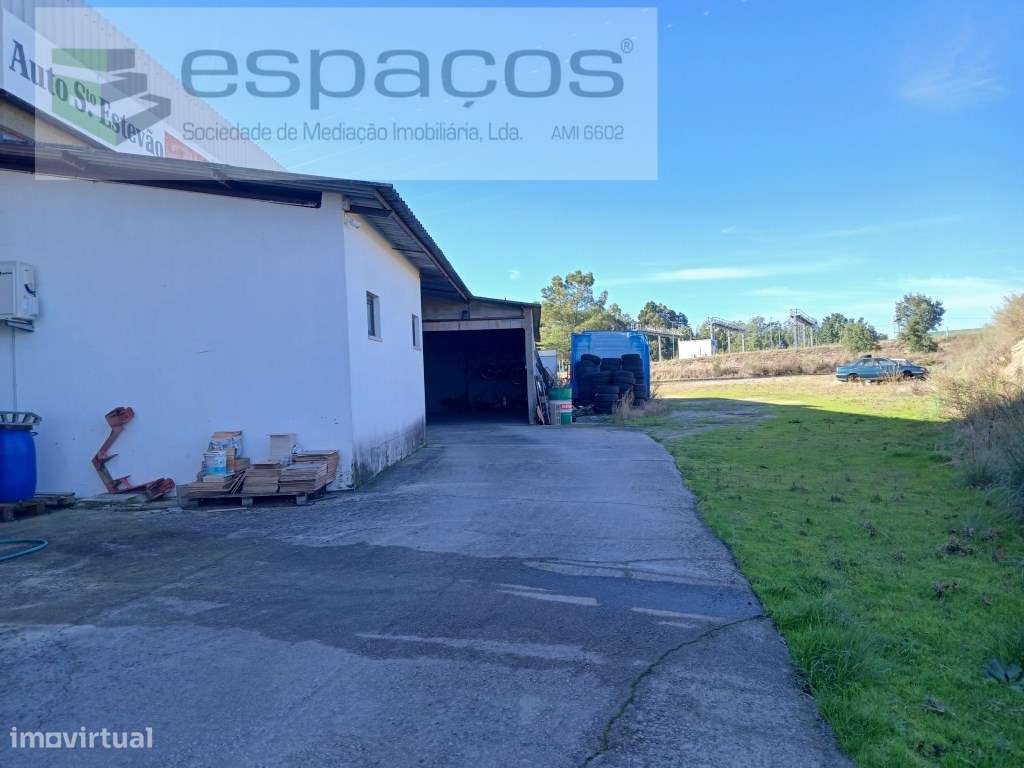 Pavilhão com habitação junto A23 a 15 minutos de Castelo Branco - Grande imagem: 5/58